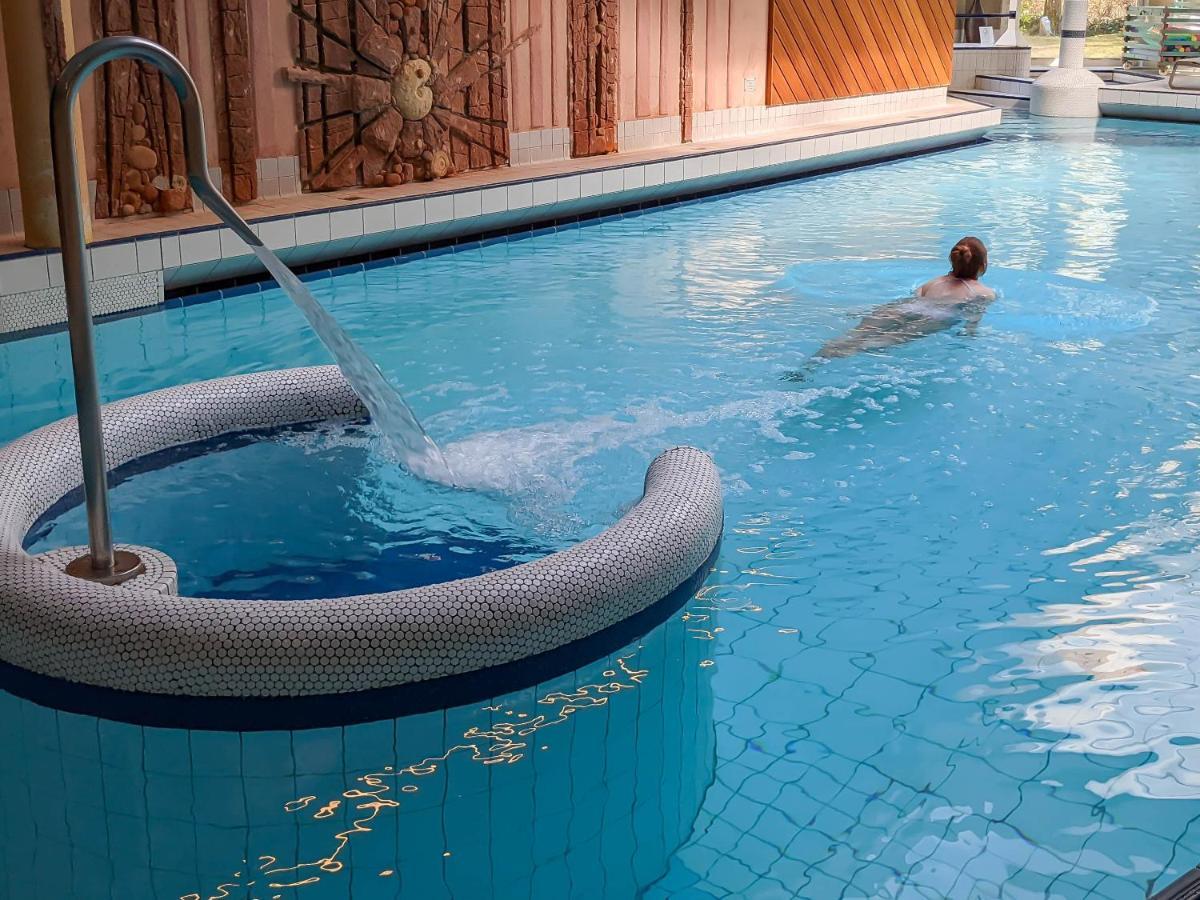 Hotel Restaurant & Spa Verte Vallee เมาสแตร์ ภายนอก รูปภาพ